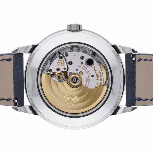 Patek Philippe Complications 5212A-001 Image 4